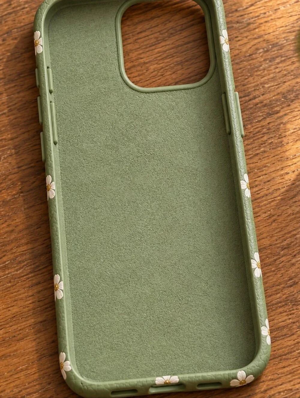 Apple Green Daisy iPhone Case